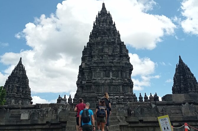 1 day tour borobudur temple,prambanan temple,plaosan temple - Borobudur: make the most of your 2 hours at the world-famous Buddhist site