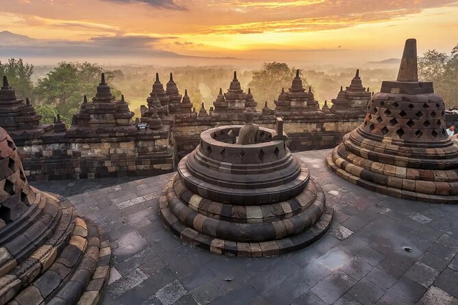 1 Day Yogyakarta tour ( Borobudur temple, Merapi Lava Tour, Prambanan Temple) - Drivers and the human touch you may get