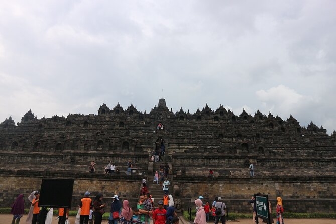 2-Day Java Tour from Bali Including Yogyakarta and Borobudur Temple - Prambanan Temple: Hindu architecture you can actually read