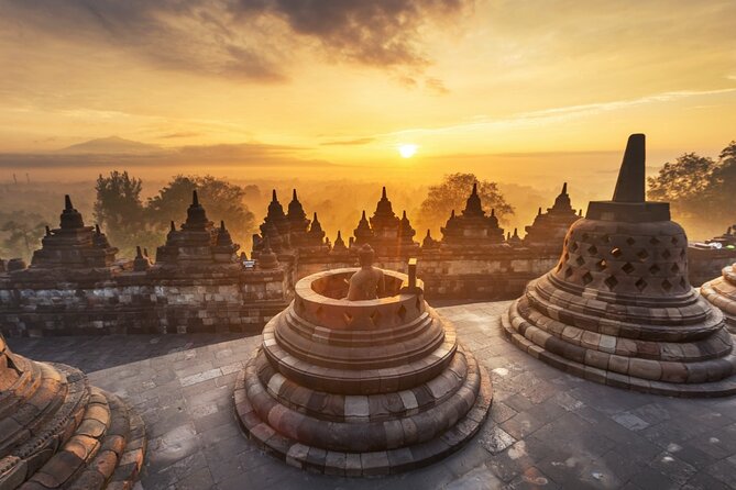 2 days Yogyakarta tour (Borobudur, Prambanan, Jomblang cave, Timang beach) - A Yogyakarta day with temples and adrenaline