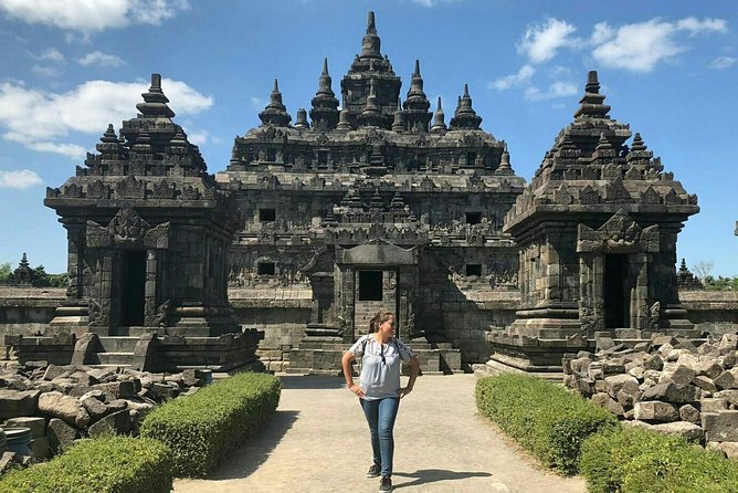 Authentic Yogya Bicycle Tour - Stingless beekeeping honey tasting to finish strong