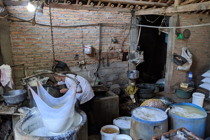 Authentic Yogya Bicycle Tour - The 2-hour route: rice fields, villages, and a flat ride that feels easy
