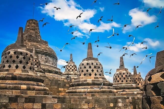 Borobudur Climb Up and Selogriyo Temple Rice Terraces Trekking - Selogriyo Temple rice-terrace trek: farmland peace, short and flexible walking