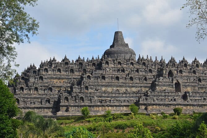 Borobudur Full Climb Up Access and Selogriyo Rice Terrace Tour - What a 6–10 Hour Day Feels Like, Stop by Stop