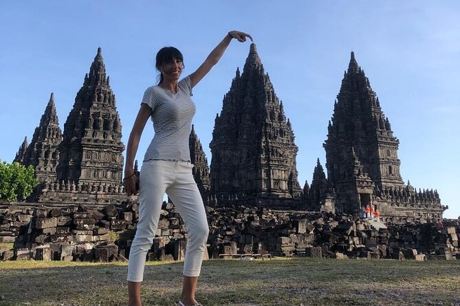 Borobudur Full Climb Up And Prambanan All Inclusive Private Tour - What to Bring and How to Beat the Heat