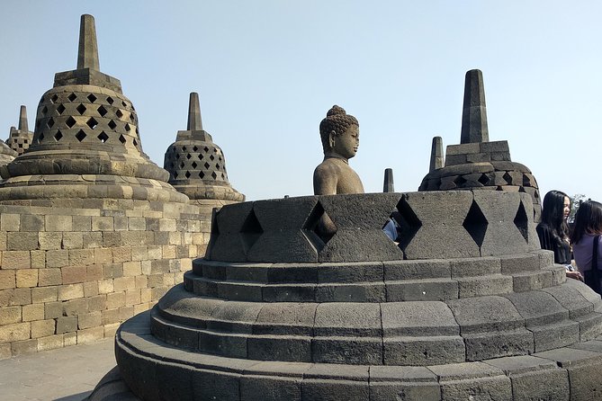 Borobudur,Prambanan and Merapi Volcano Tour . - The big picture: temples plus Merapi in one Yogyakarta day