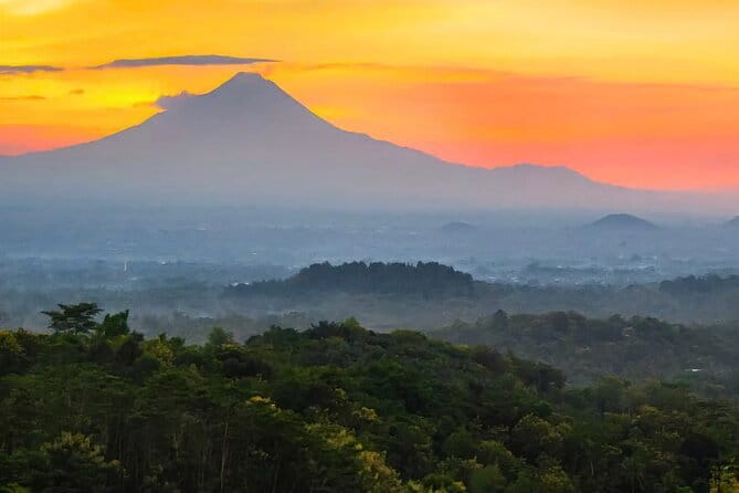 Borobudur, Prambanan, Bromo, & Ijen (Private car) - Bromo sunrise: why the early start is the point