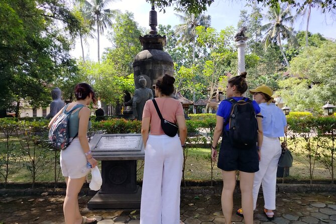 Borobudur Prambanan Sharing Tour - Price and logistics: how $25 can be a good deal