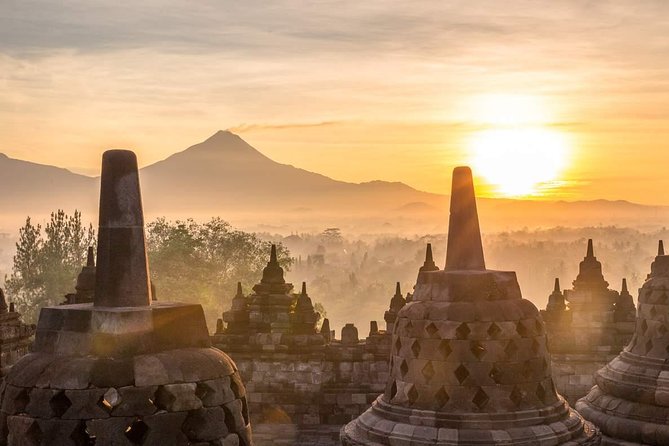 Borobudur Sunrise And Prambanan Temples Tour (PRIVATE TOUR) - Mendut and Pawon: Short Stops That Actually Connect the Dots