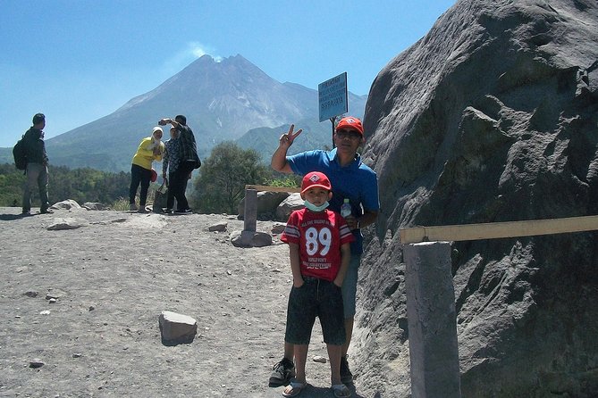 Borobudur Sunrise and Temples Tour from Yogyakarta - Mt. Merapi by jeep: photo stops without the guesswork