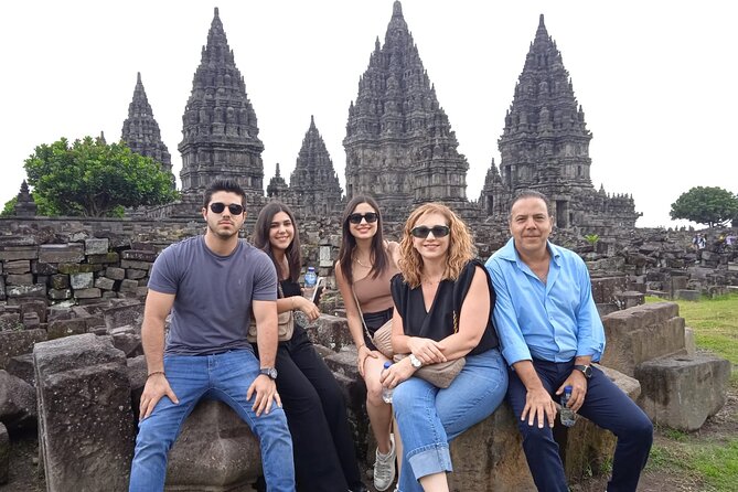 Borobudur Sunrise from setumbu Hill , Merapi Volcano & Prambanan Full Day Tour - Setumbu Hill sunrise at 4:00 AM: the payoff (and the reality)
