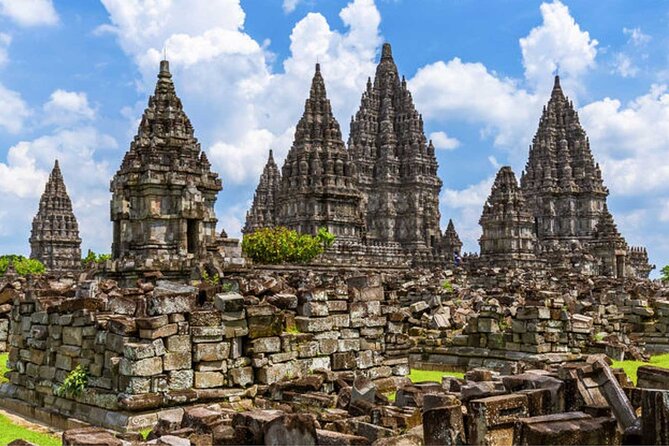 Borobudur Sunrise, Mt. Merapi & Prambanan Day Tour with Entry Fee - Prambanan: UNESCO Scale, Hindu-Buddhist Themes, and Monday Closure