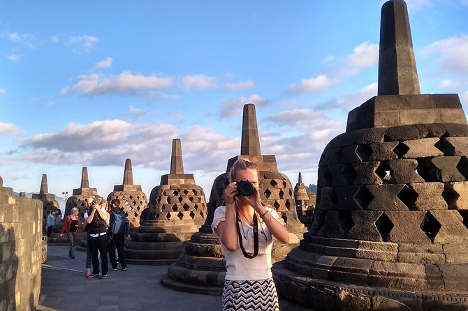 Borobudur Temple Climb To The Top & Prambanan Temple - 1 day tour - Prambanan temples for around 2 hours: Hindu grandeur with a timing watch