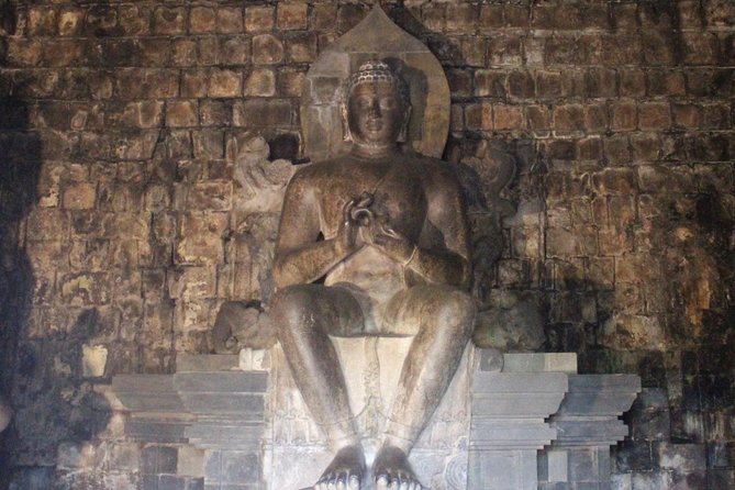 Borobudur Temple Climb To The Top & Prambanan Temple - 1 day tour - Who should book this Borobudur + Prambanan day tour, and who shouldn’t
