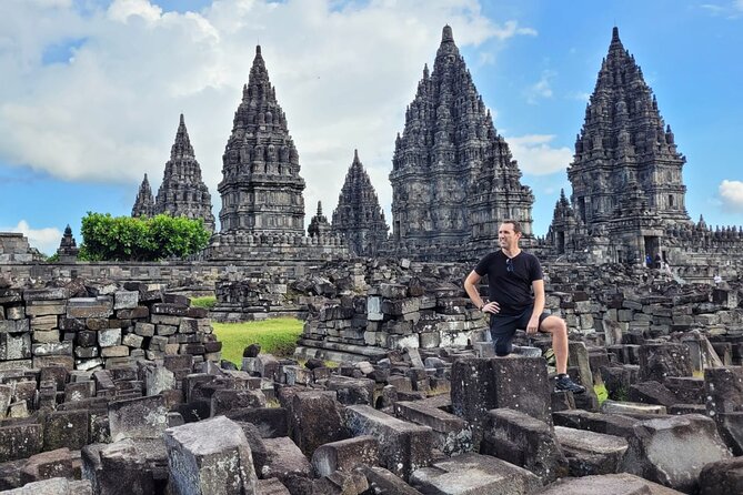 Borobudur Temple Climb To The Top & Prambanan Temple - 1 day tour - Should you book it?