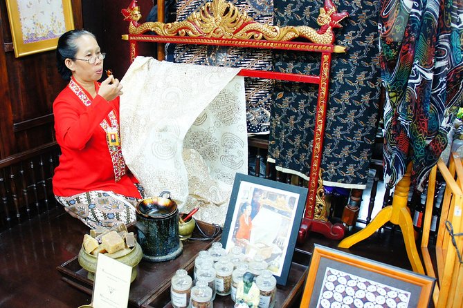 Explore City Tour from Yogyakarta - Hotel pickup and the air-con comfort factor