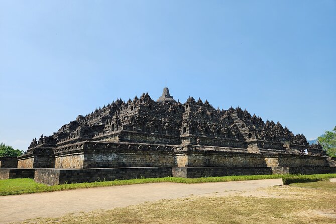 From Yogyakarta: Borobudur, Bromo and Ijen Tour 3-Day with Train - Day 2: the long transit to Bromo and why overnight matters