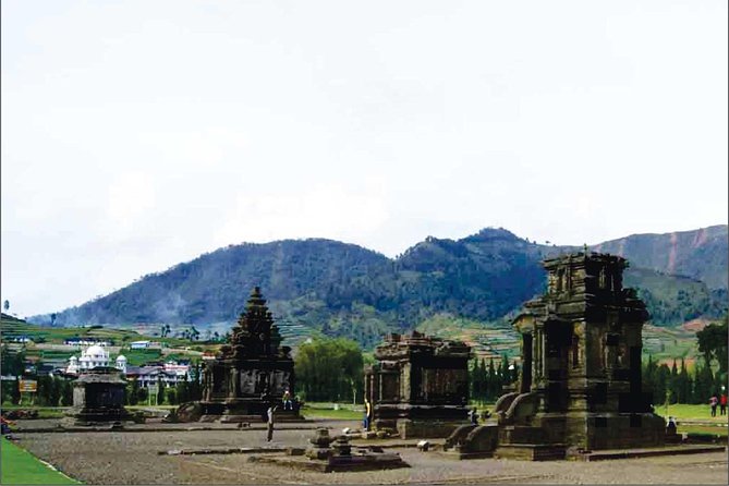 From Yogyakarta: Dieng Plateau Golden Sunrise Private Day Trip - Telaga Warna Lake: why the colors can shift by the hour