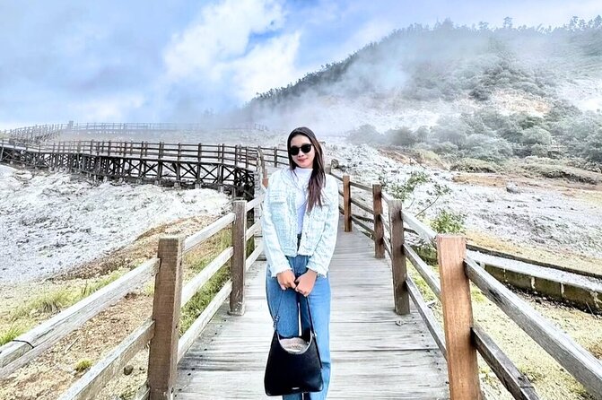 Full-Day Adventure: Tea Plantation & the Mystical Dieng Plateau - Telaga Warna viewpoint: chasing the color-changing lake