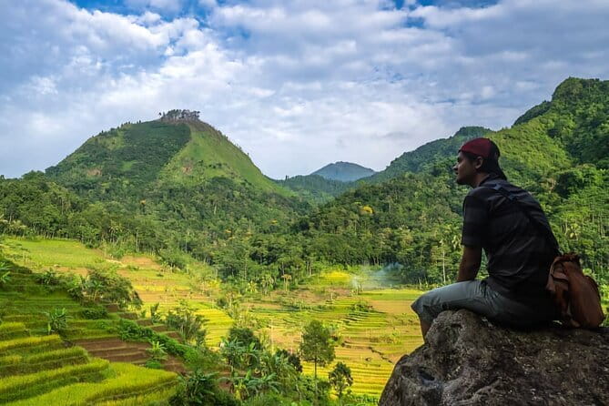 Hidden Waterfall & Selogriyo Rice Terraces Trek from Yogyakarta - Getting Closer: Waterproof Sandals and Wet-Foot Realism