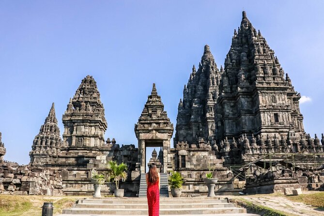 Prambanan Sunset and Ramayana Ballet with Dinner - Sunset at Prambanan: Hindu Theater in Stone