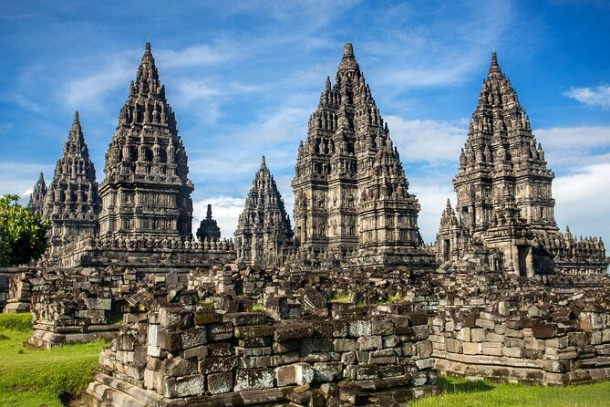 Prambanan Sunset and Ramayana Ballet with Dinner - Dinner Near Prambanan: Keep Your Evening Smooth