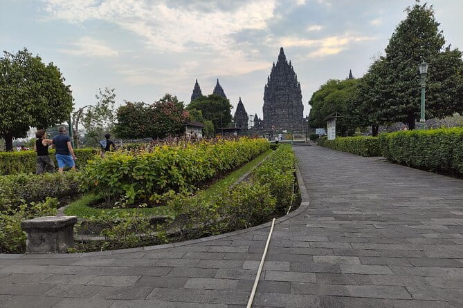 Private Borobudur Heritage Tour – Merapi Jeep & Prambanan Temple - Starting in Yogyakarta With a Real Pickup Plan