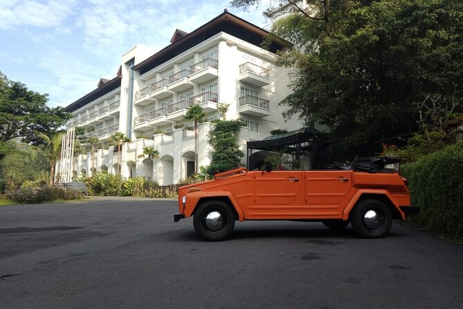 Private Borobudur Village Trip By Volkswagen Safari - A classic VW Safari ride through Borobudur village roads