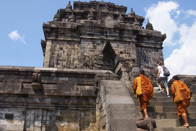Punthuk Setumbu Sunrise, Borobudur Temple & Merapi Lava Tours - Price and Value at About $154 Per Person