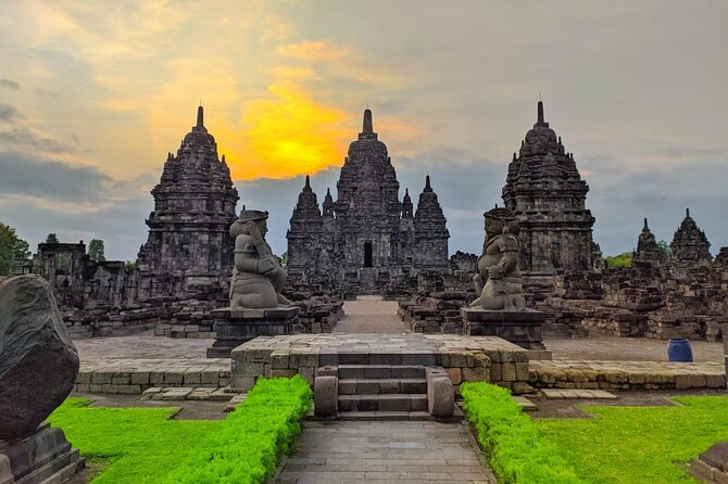 Temples and Bike Tours in the Village - Borobudur the Big One: Timing, Lunch Option, and Entry Costs