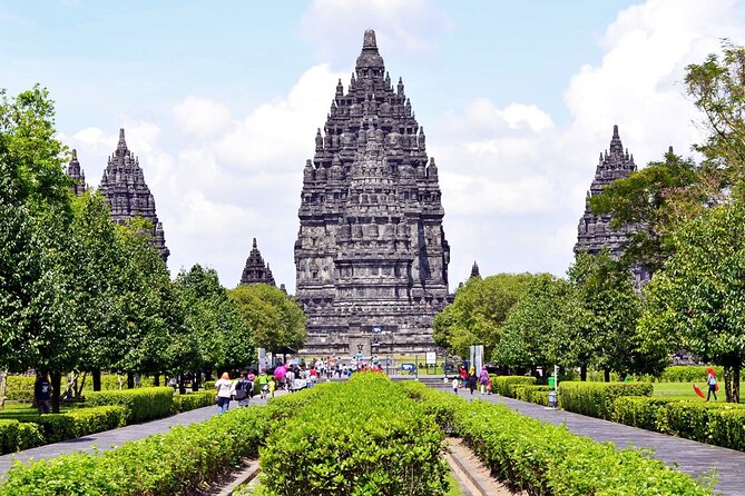 The Hindu Realms of the Prambanan - Yogyakarta Hotel Pickup and the 45-Minute Trip Out to the Temples