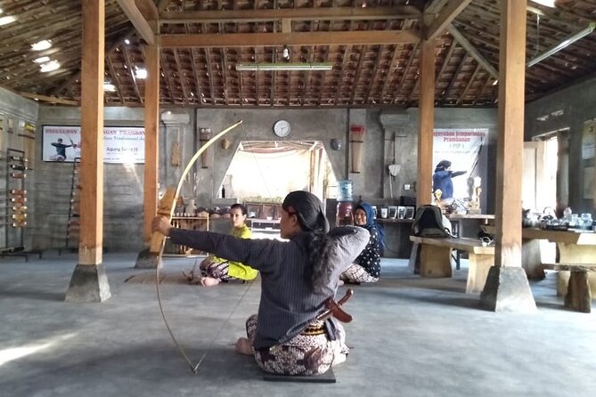 Traditional Javanese Archery Class - The Seated Jemparingan Stance: What You’re Actually Learning