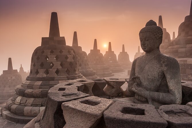 Yogyakarta: Borobudur (climb), Prambanan & Other Visit By Request - Prambanan in two hours: Shiva temples and Ramayana reliefs