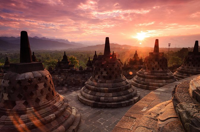 Yogyakarta: Borobudur Sunset Shared Guided Tour - What’s Included (and What You’ll Still Need)