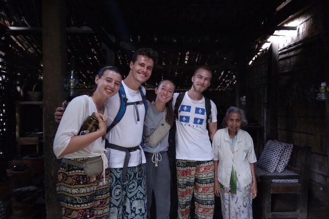 Yogyakarta: Borobudur Top Access & Prambanan Temple Private Tour - Prambanan Temples: Hindu grandeur plus Monday constraints