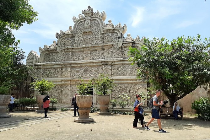 Yogyakarta City tour and Ijo Temple Sunset - Ijo Temple sunset: the view that justifies the long day