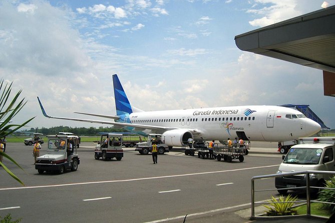 Yogyakarta International Airport to Hotel - Arrival Transfer - The Ride: Air-Conditioned Comfort and “Get There First” Efficiency